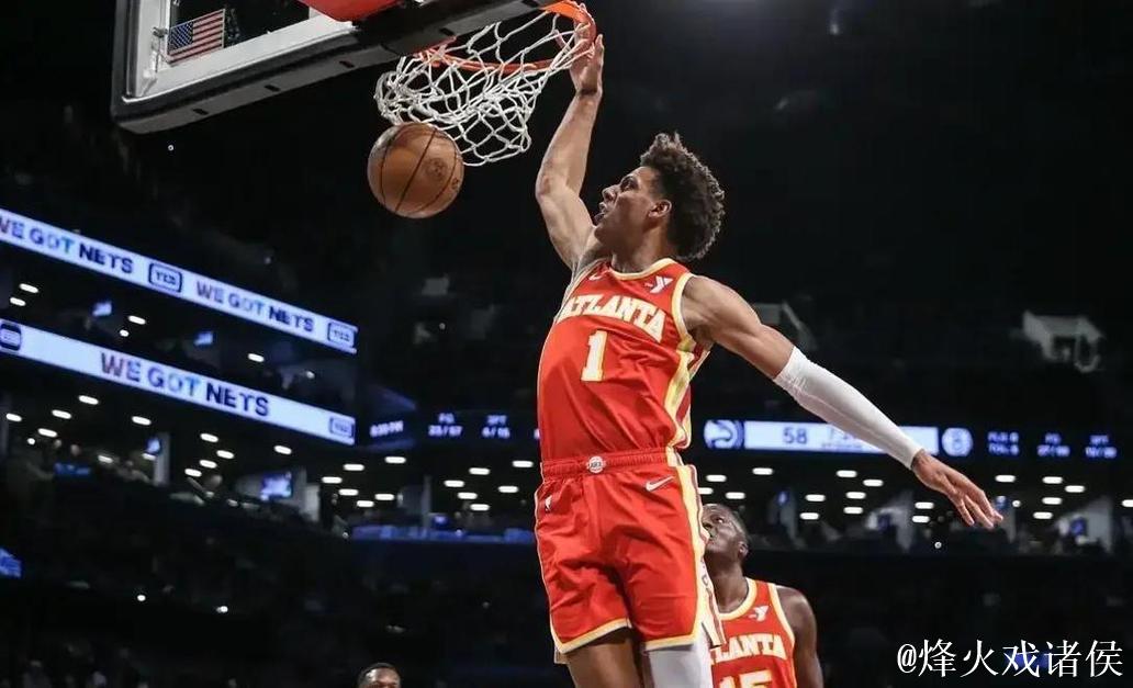 逐步成长!老鹰官媒晒约翰逊海报照:1号球员达成1000记进球 逐步成长!老鹰官媒晒约翰逊海报照:1号球员达成1000记进球